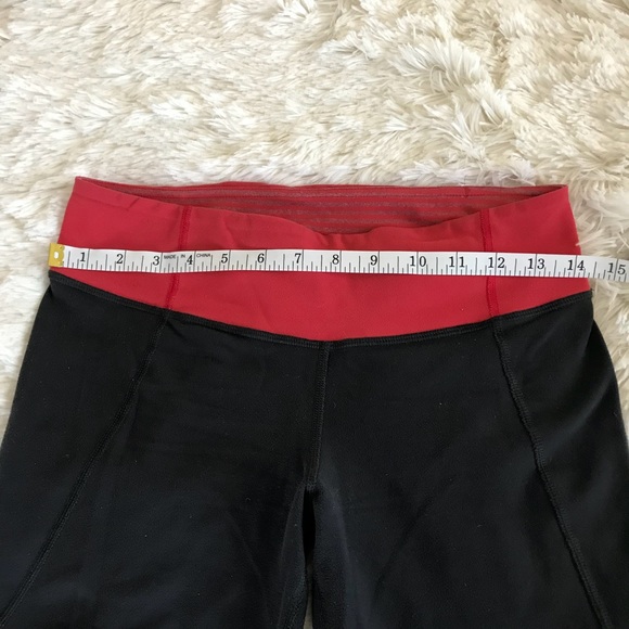 LULULEMON Gather and Crow capris - Picture 5 of 8